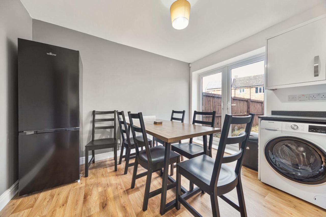 Holiday home Exclusive House For Contractors And Families Bradford (West Yorkshire)