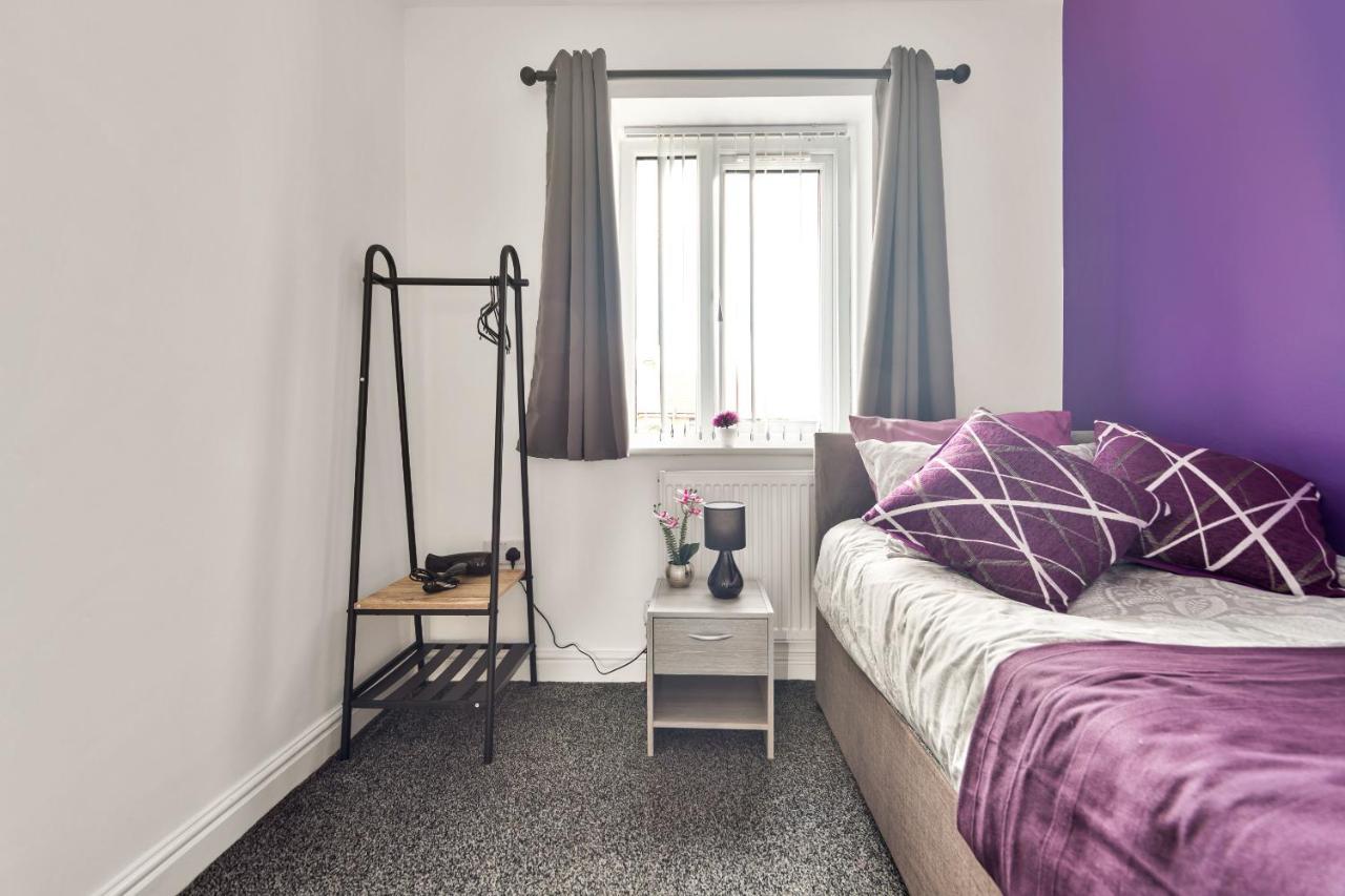Holiday home Exclusive House For Contractors And Families Bradford (West Yorkshire)